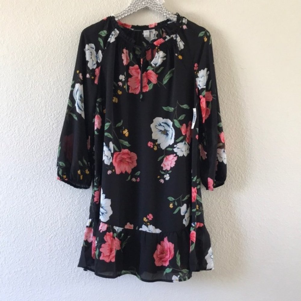 OLD NAVY FLORAL DRESS WITH RUFFLE HEM LARGE NEW